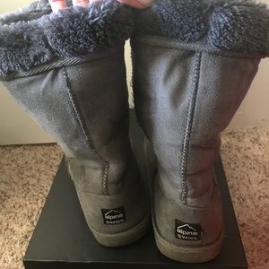 Alpine Swiss boots dark gray